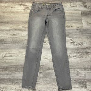 Old Navy Gray Denim Rock Star Stretchy Skinny Mid-Rise Jeans Size 4 Regular